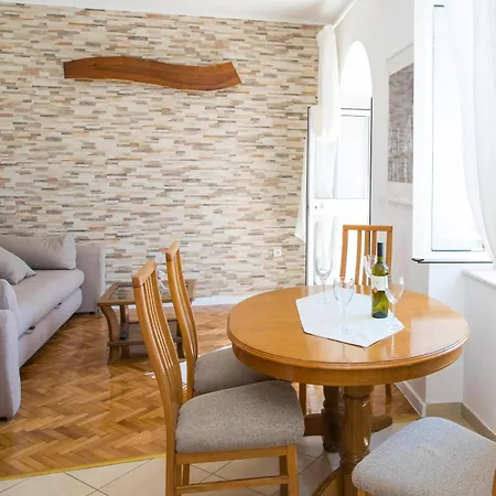 Vidak Appartement Molunat